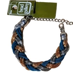 Fashion metallic bracelet